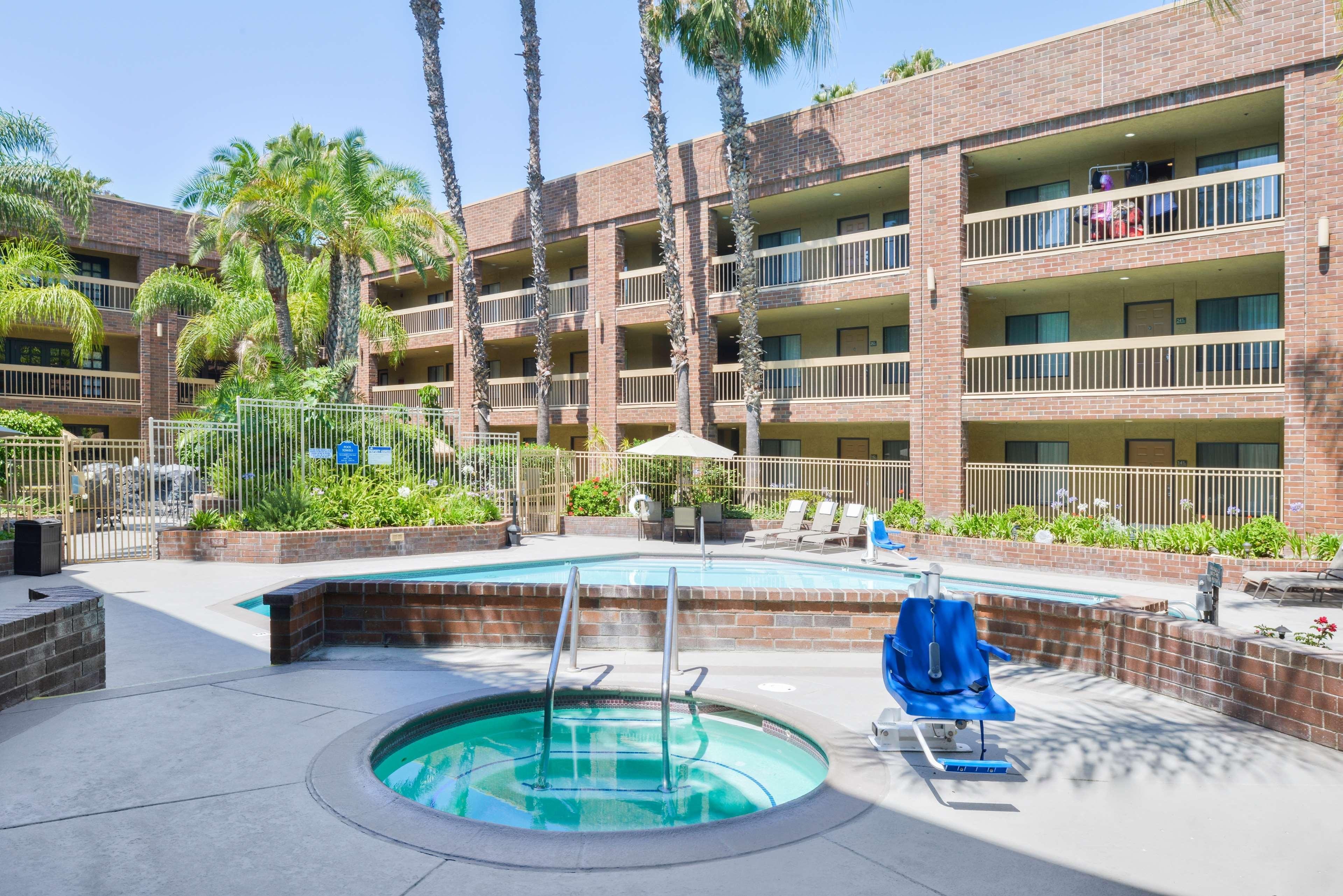 Best Western Plus Meridian Inn & Suites, Anaheim-Orange Exteriér fotografie