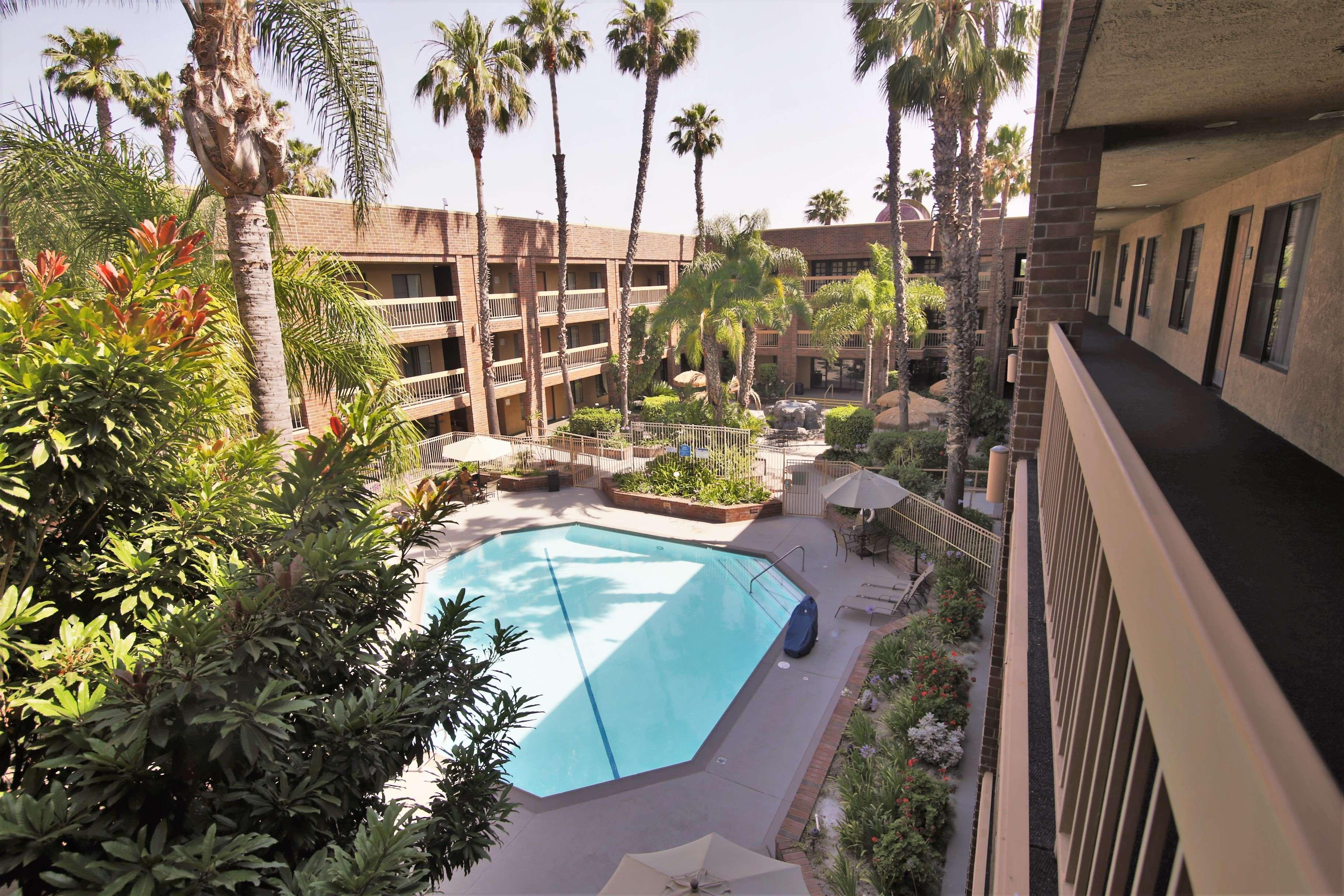 Best Western Plus Meridian Inn & Suites, Anaheim-Orange Exteriér fotografie